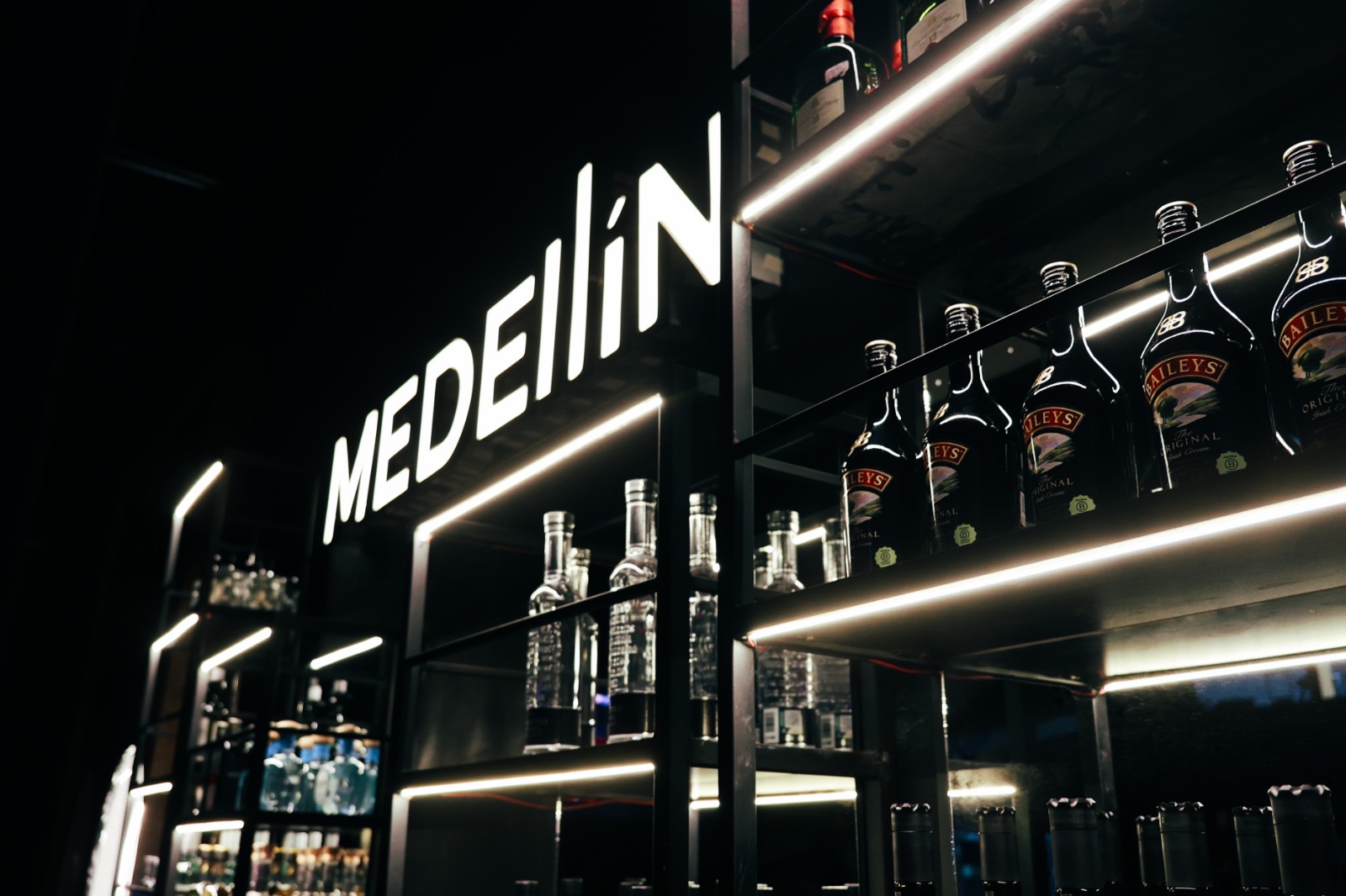 MEDELLIN SOCIAL CLUB – BAR